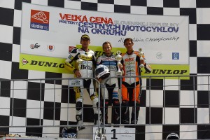 Montáže Brož Racing tým na podiu